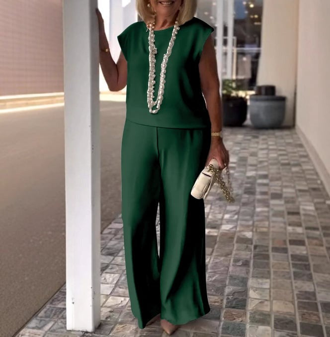 Caledona - Elegant Comfy Set