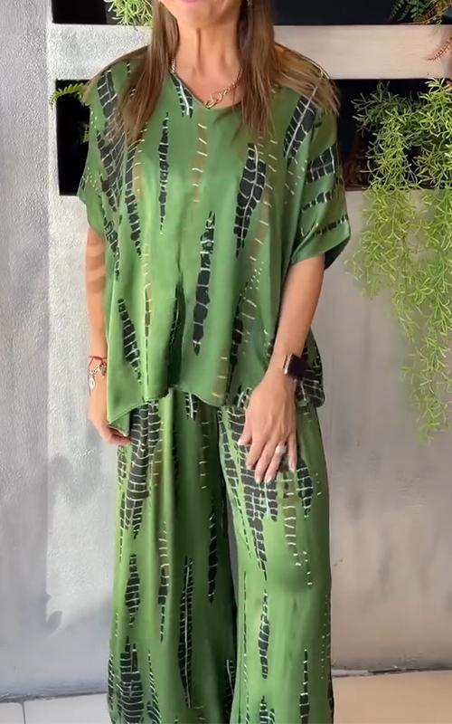 Green (Almost sold out) / 5XL (22-24)