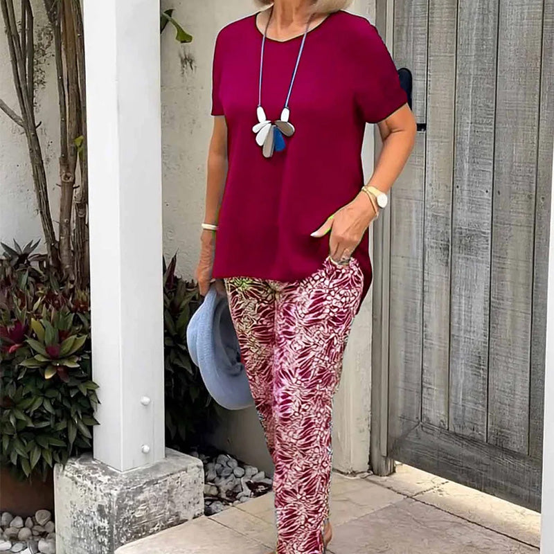 Red (Almost sold out) / 3XL (18-20)